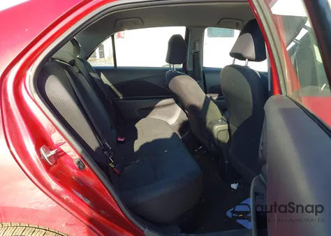 2012 Toyota Yaris z USA, uszkodzony, nr VIN JTDBT4K36CL037572